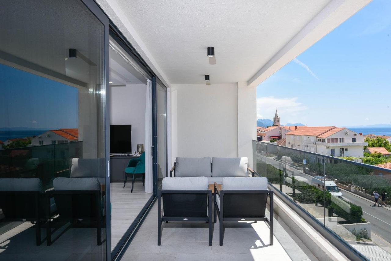 Sunny Day Luxury Holiday Apartments オレビック エクステリア 写真