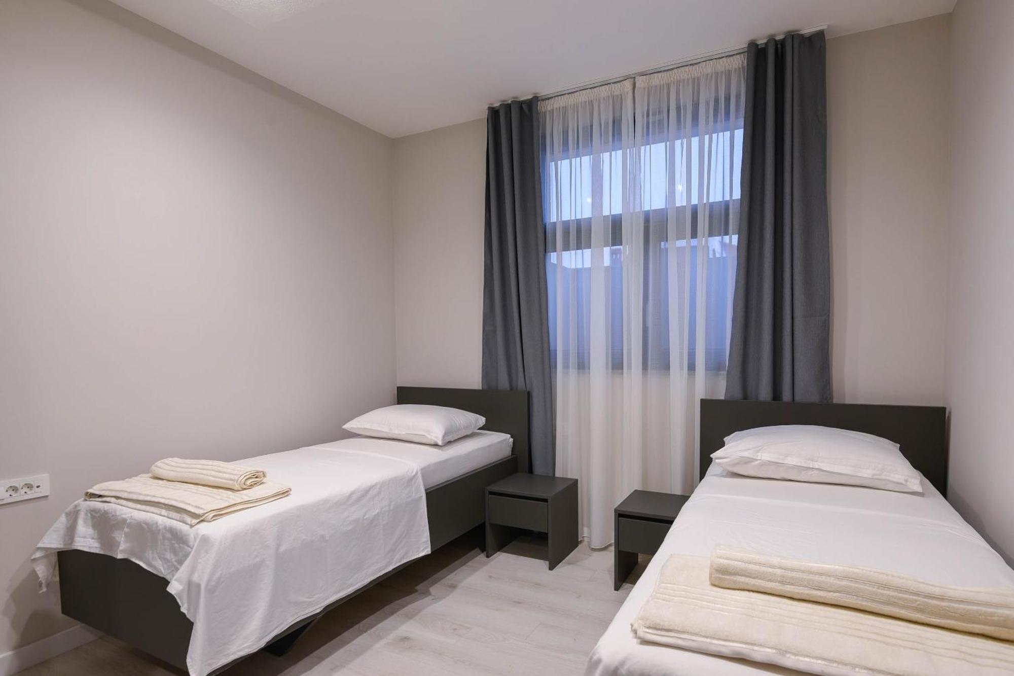 Sunny Day Luxury Holiday Apartments オレビック エクステリア 写真