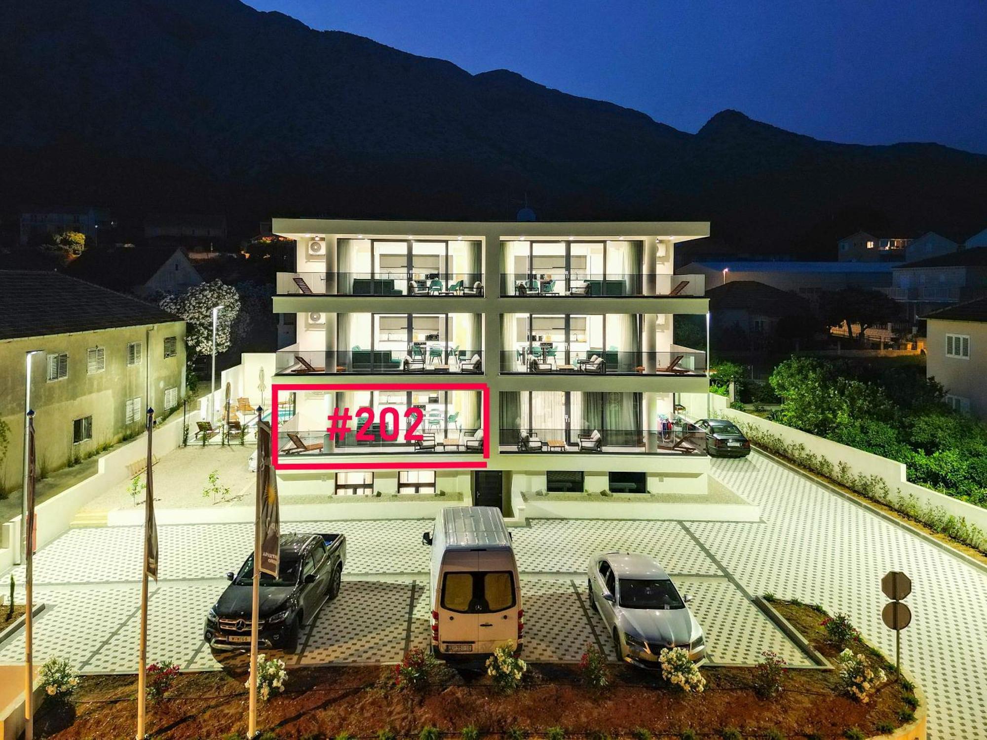 Sunny Day Luxury Holiday Apartments オレビック エクステリア 写真